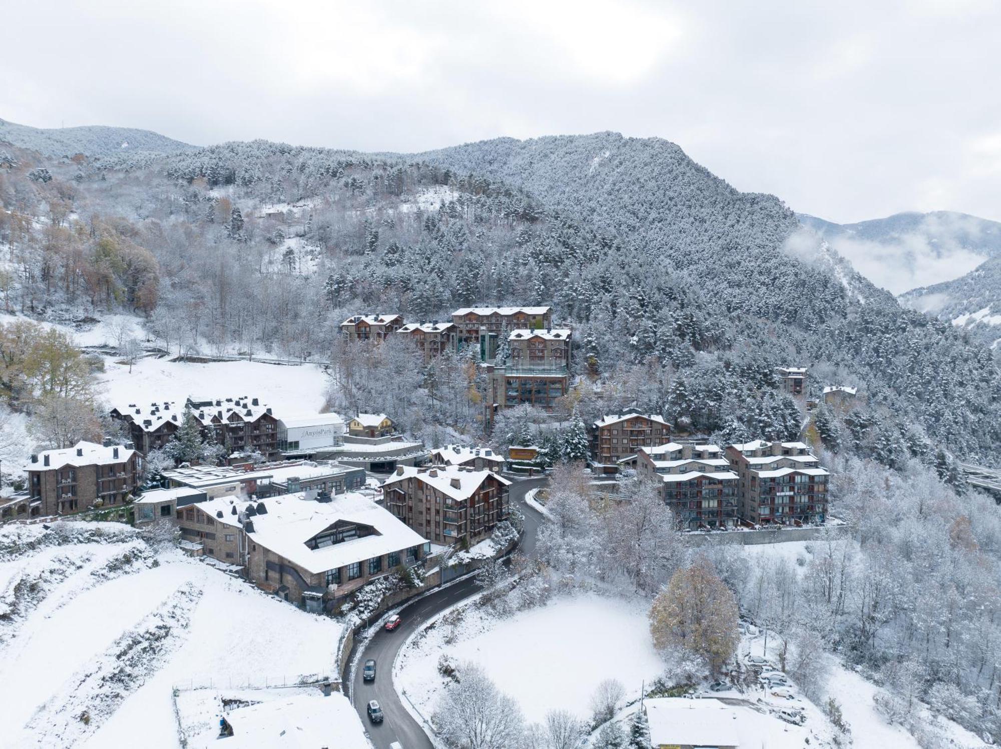 Aparthotel Anyospark Mountain & Wellness Resort La Massana Dış mekan fotoğraf